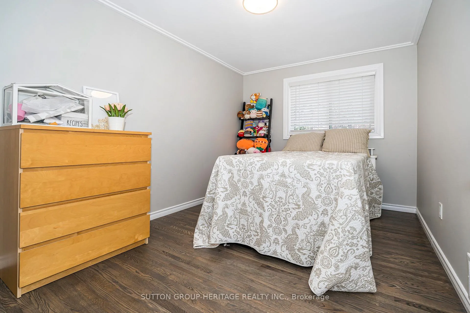Photo 15 of 437 Sedan Crescent, Oshawa, Central — HOMEH
