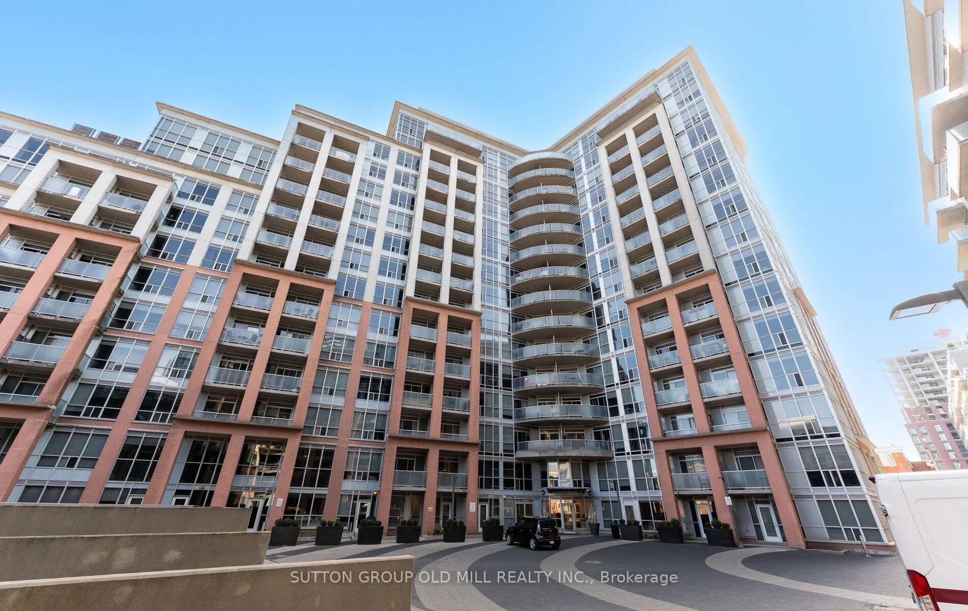 Front of Unit Lph 29, 1 Shaw Street