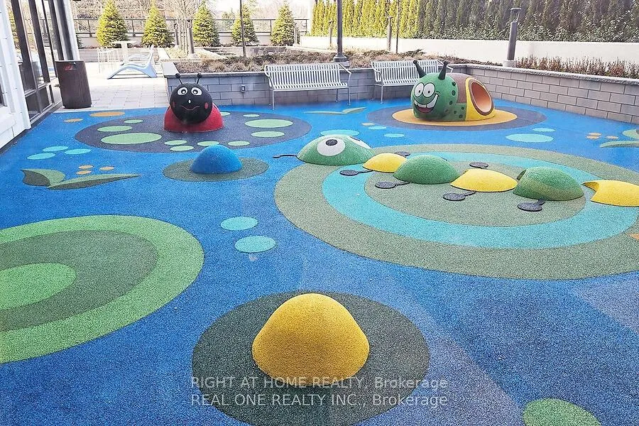 Photo 12 of Unit 1702, 10 Eva Road, Etobicoke, Etobicoke West Mall — HOMEH