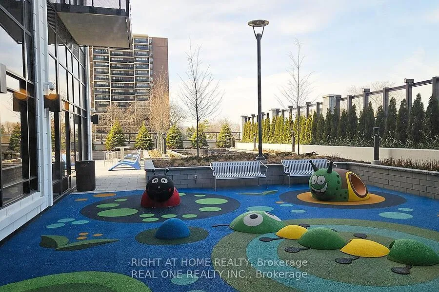 Photo 13 of Unit 1702, 10 Eva Road, Etobicoke, Etobicoke West Mall — HOMEH