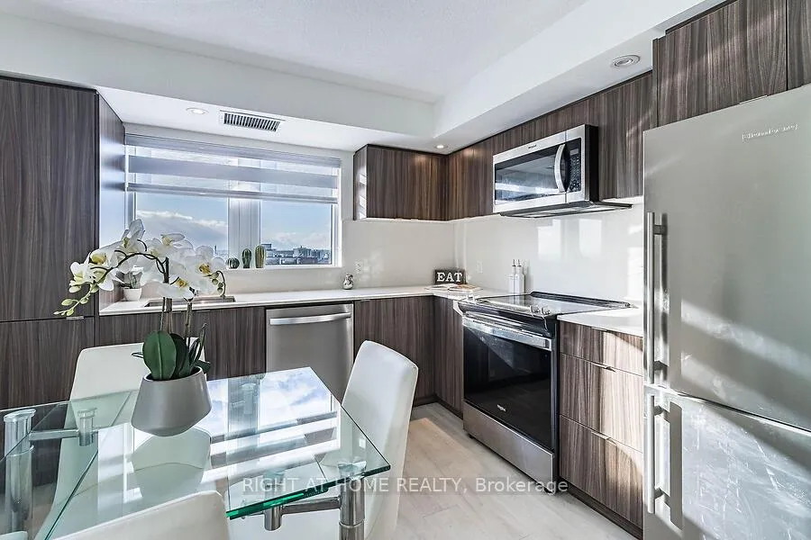 Photo 33 of Unit 1702, 10 Eva Road, Etobicoke, Etobicoke West Mall — HOMEH