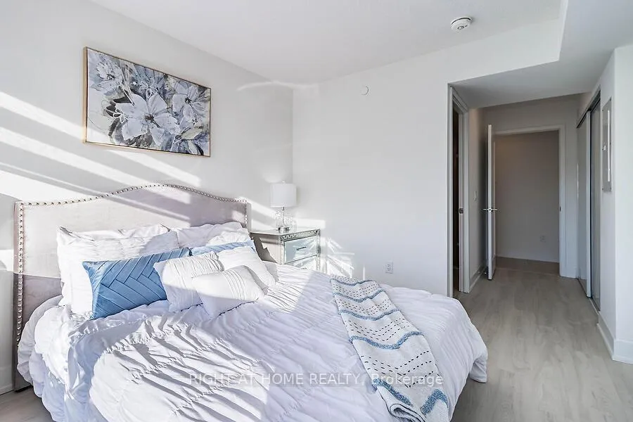 Photo 43 of Unit 1702, 10 Eva Road, Etobicoke, Etobicoke West Mall — HOMEH