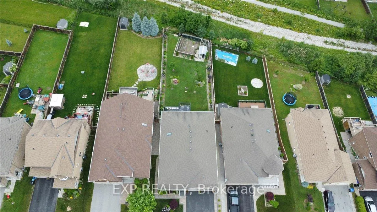 Photo 4 of 1376 Butler Street, Innisfil, Alcona — HOMEH