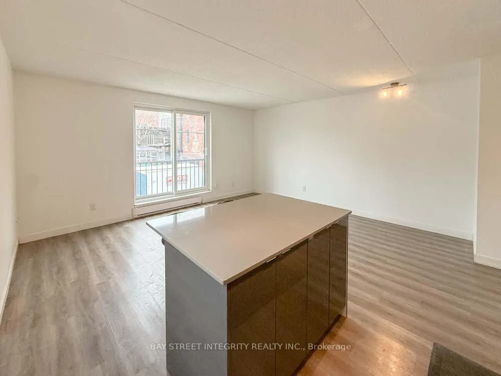 Photo 3 of Unit Unit 6, 678 Queen Street E, Toronto, South Riverdale — HOMEH