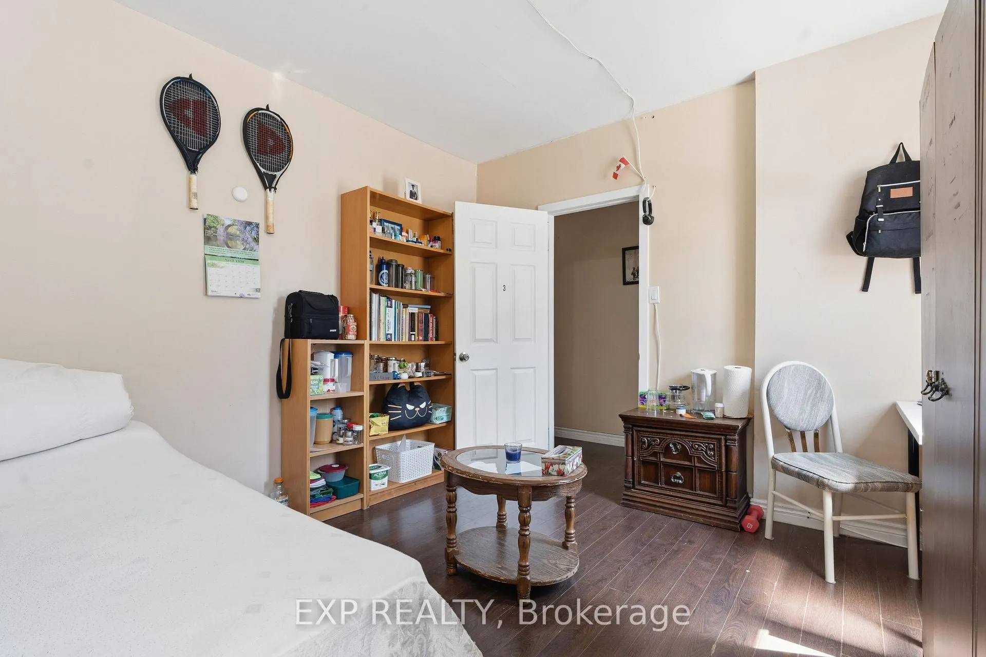 Photo 4 of 211 Rebecca Street, Hamilton, Beasley — HOMEH