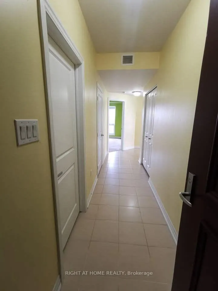 Photo 2 of Unit 809, 90 Landry Street, Ottawa, Vanier — HOMEH