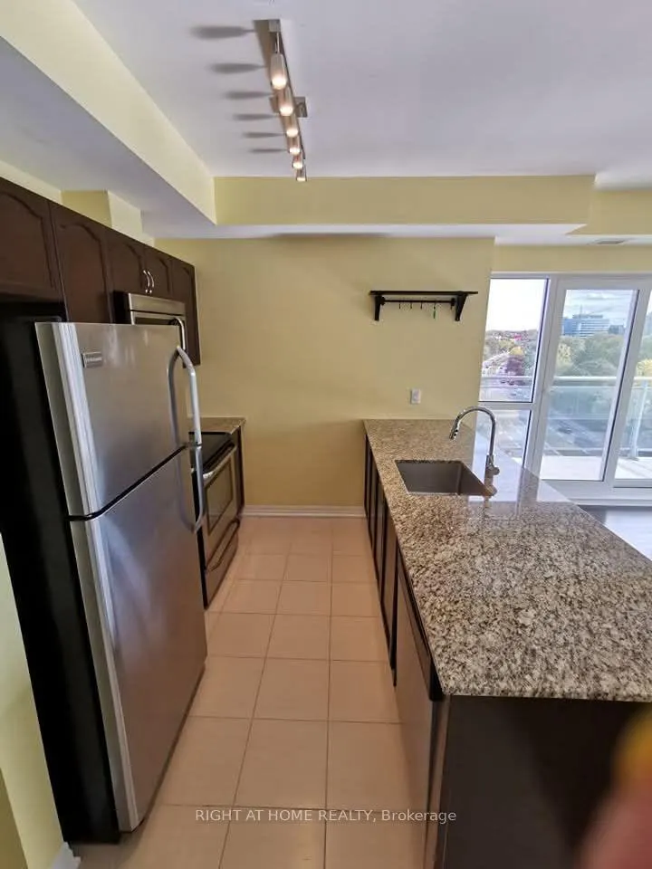 Photo 5 of Unit 809, 90 Landry Street, Ottawa, Vanier — HOMEH