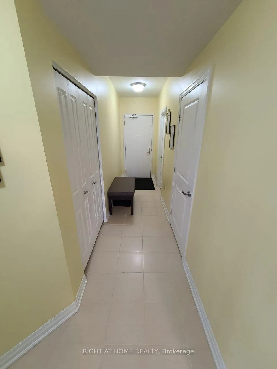 Photo 14 of Unit 809, 90 Landry Street, Ottawa, Vanier — HOMEH