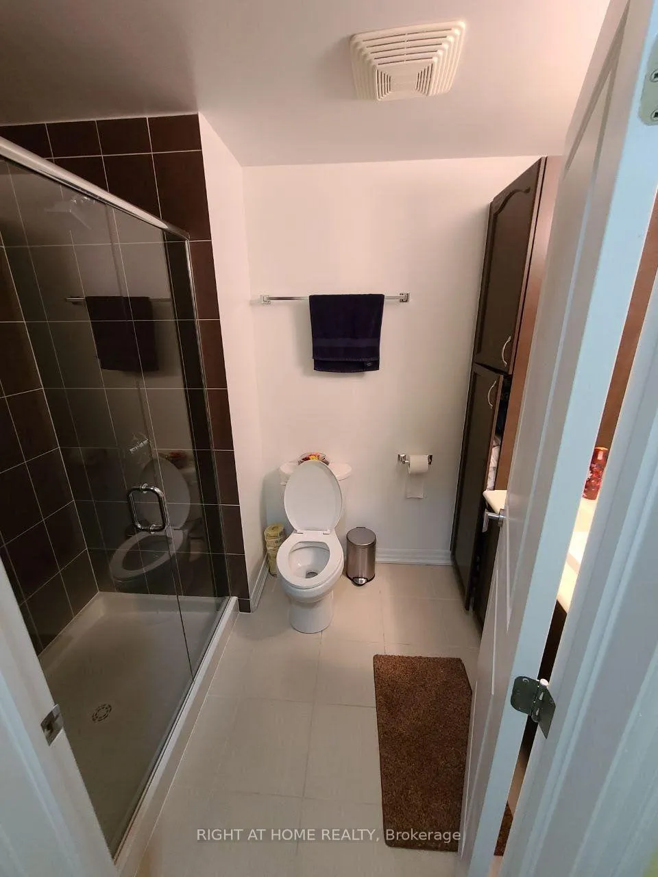 Photo 22 of Unit 809, 90 Landry Street, Ottawa, Vanier — HOMEH