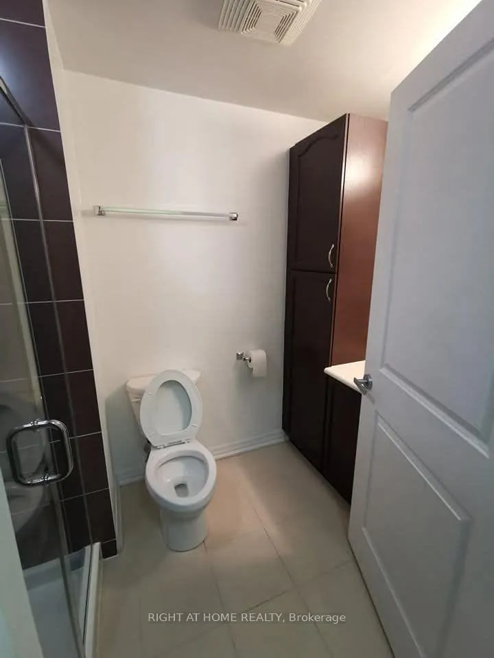 Photo 33 of Unit 809, 90 Landry Street, Ottawa, Vanier — HOMEH