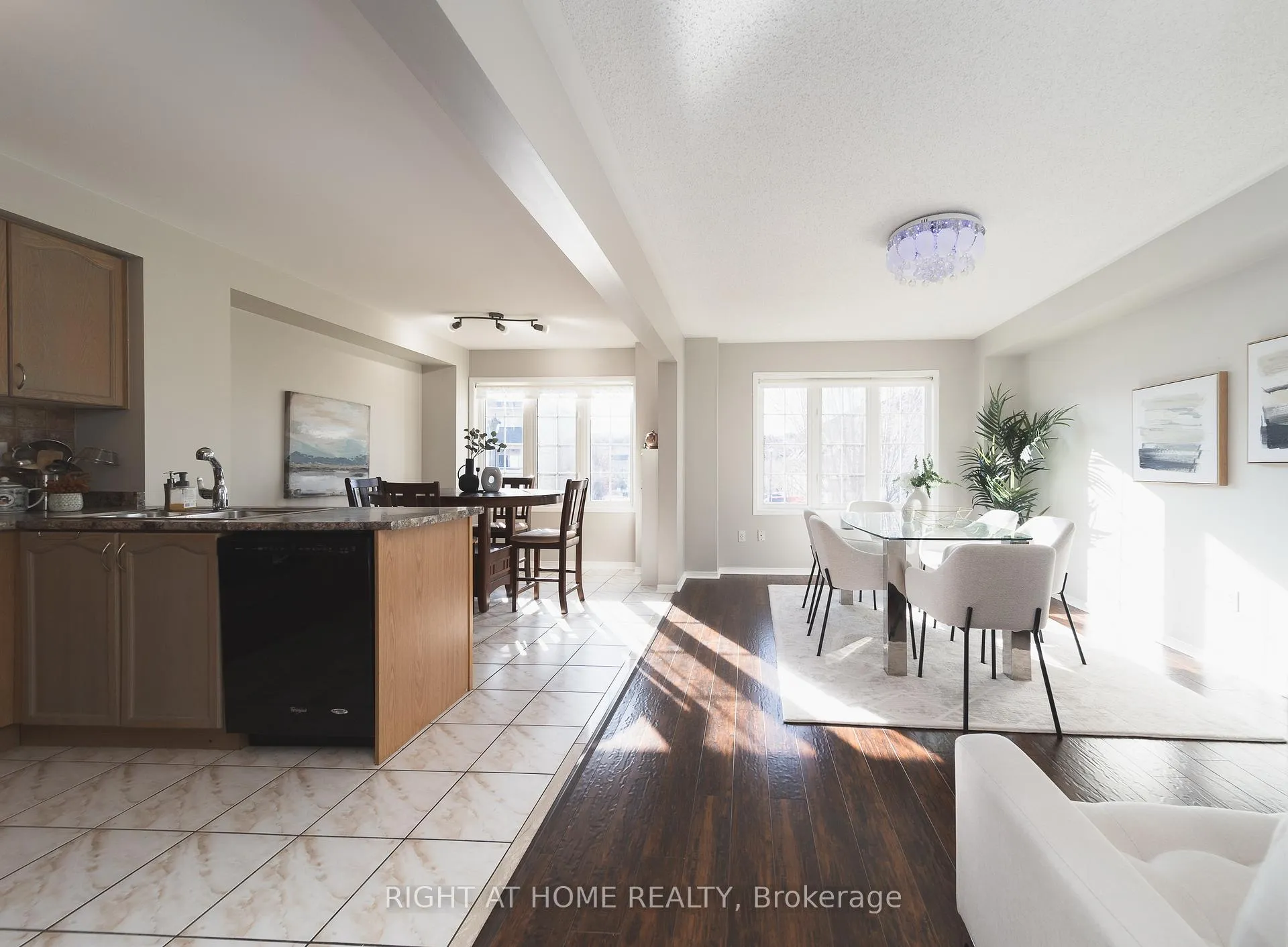 Photo 7 of 1251 Lamont Crescent, Milton, Clarke — HOMEH