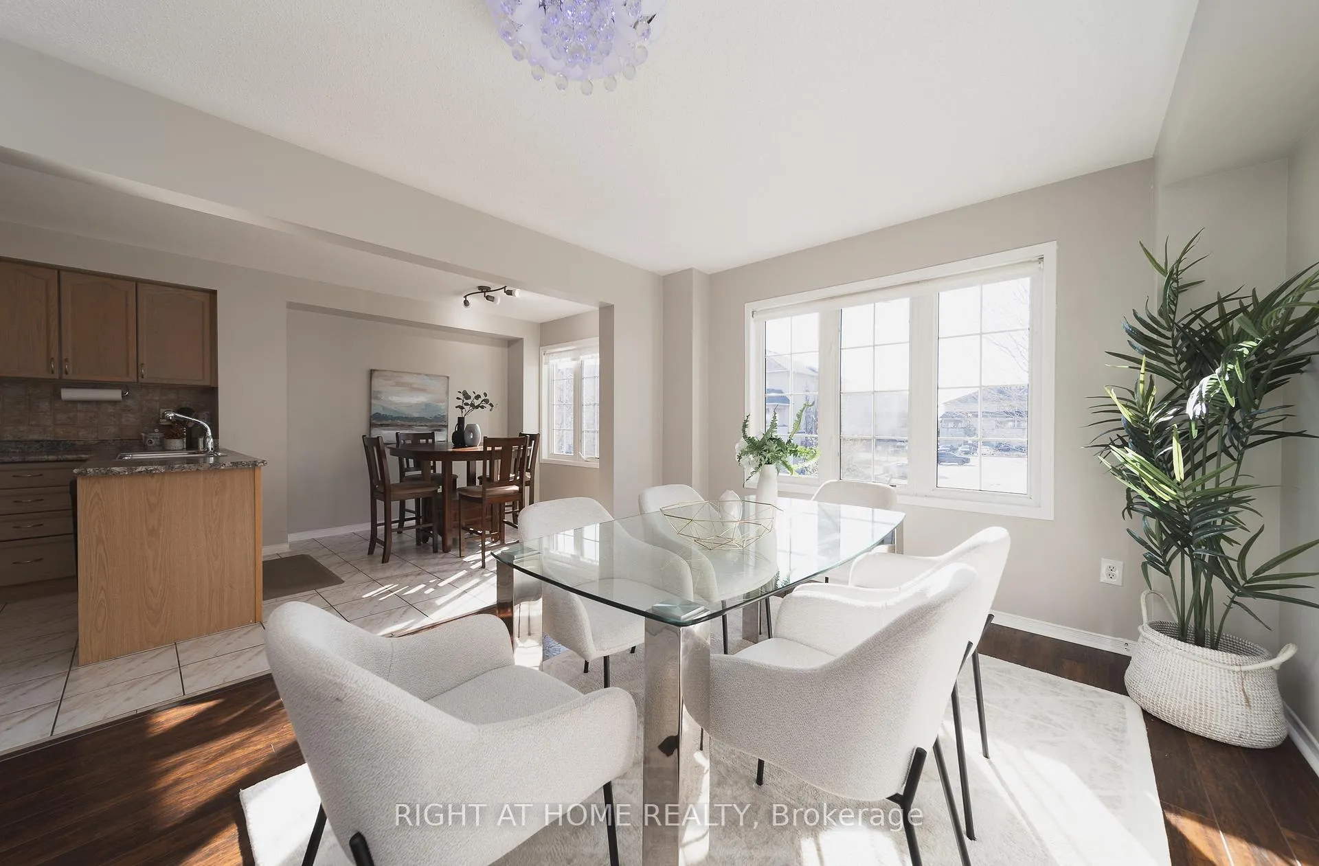 Photo 9 of 1251 Lamont Crescent, Milton, Clarke — HOMEH