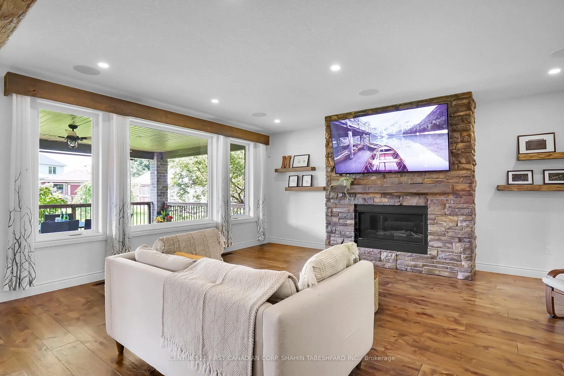Photo 13 of 1165 Cranbrook Road, London, South L — HOMEH