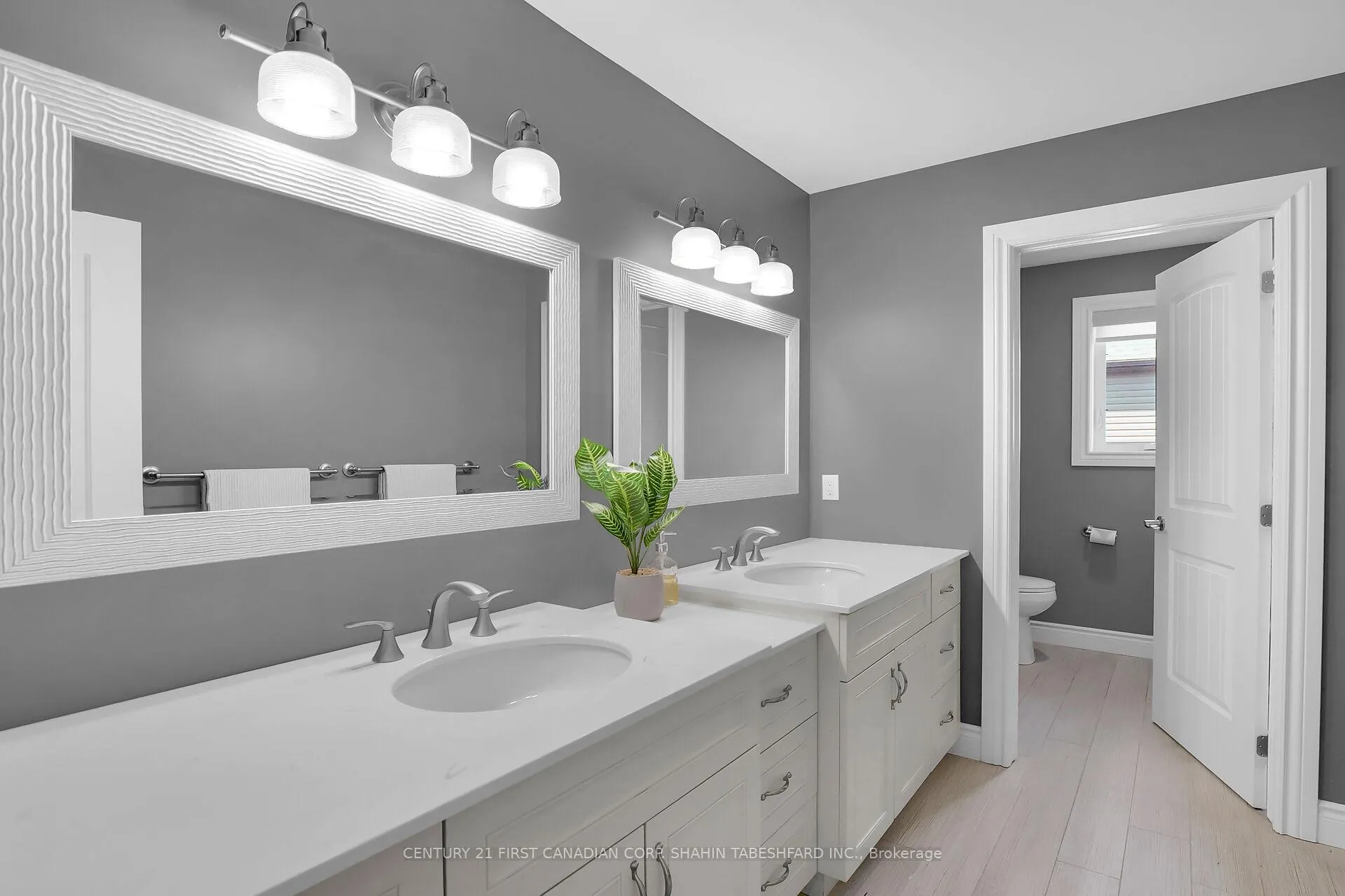 Photo 21 of 1165 Cranbrook Road, London, South L — HOMEH