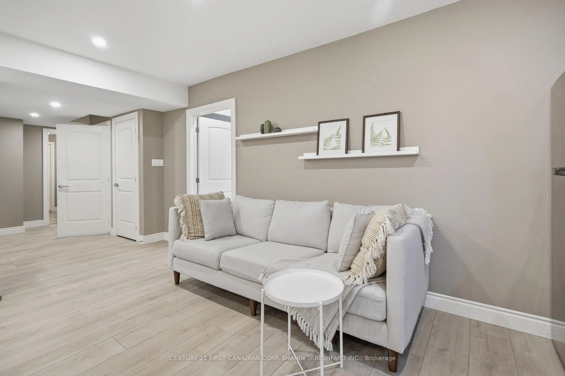 Photo 30 of 1165 Cranbrook Road, London, South L — HOMEH