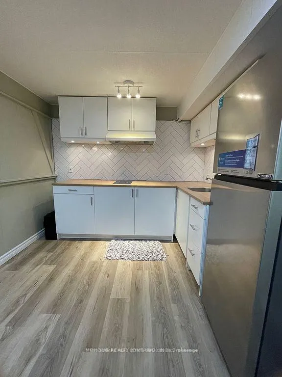 Photo 9 of 2403 Barclay Road, Burlington, Brant — HOMEH