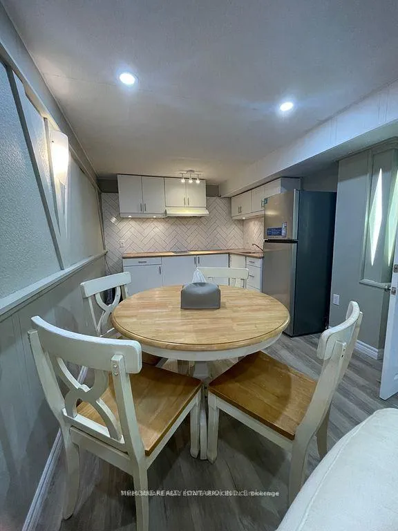 Photo 11 of 2403 Barclay Road, Burlington, Brant — HOMEH