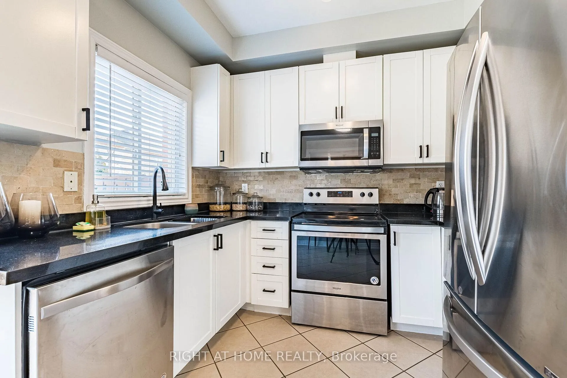 Photo 18 of 222 Andrews Trail, Milton, Clarke — HOMEH
