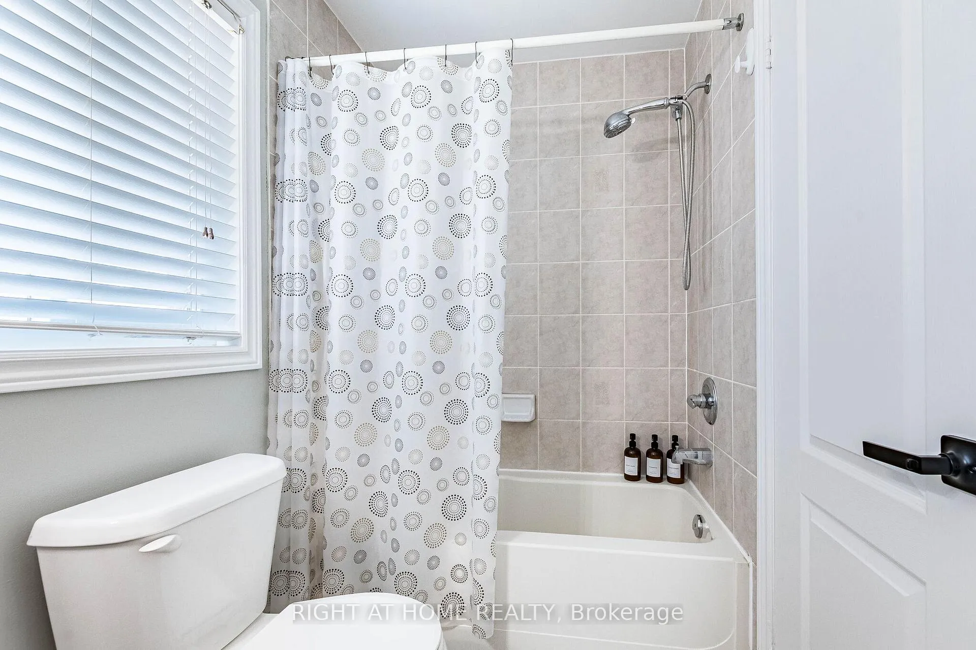 Photo 35 of 222 Andrews Trail, Milton, Clarke — HOMEH