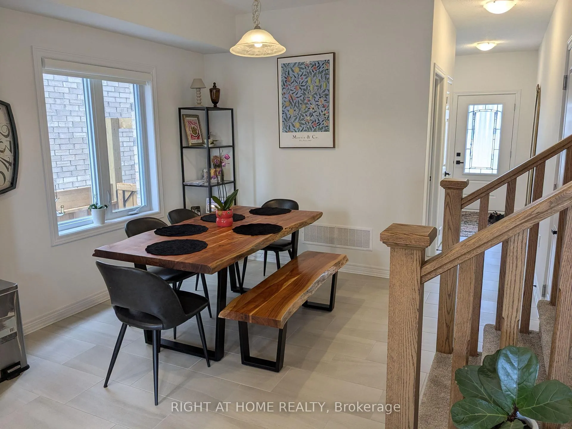 Photo 9 of 11 Shipley Avenue, Collingwood — HOMEH