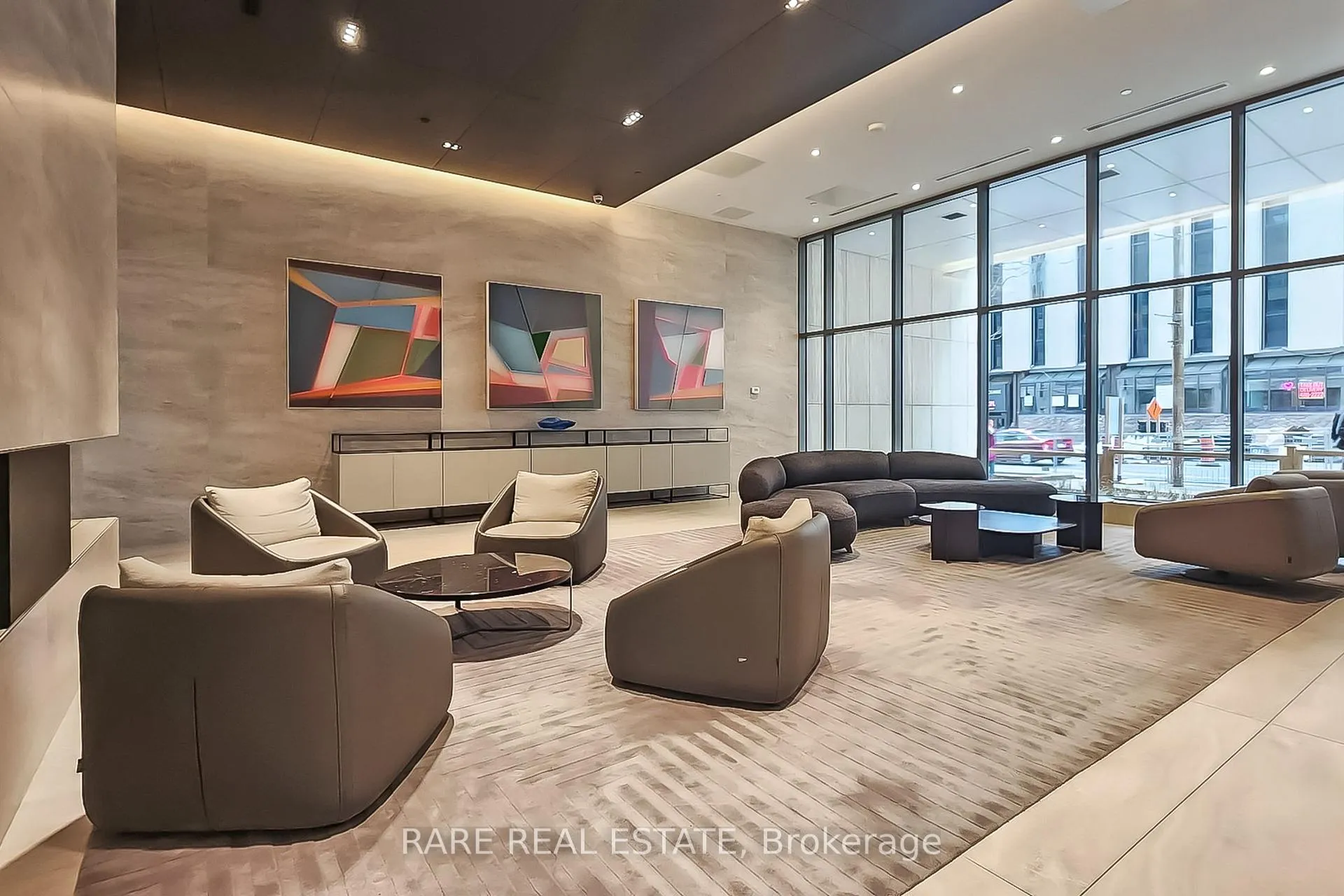 Photo 4 of Unit 1507, 2221 Yonge Street, Toronto, Mount Pleasant West — HOMEH
