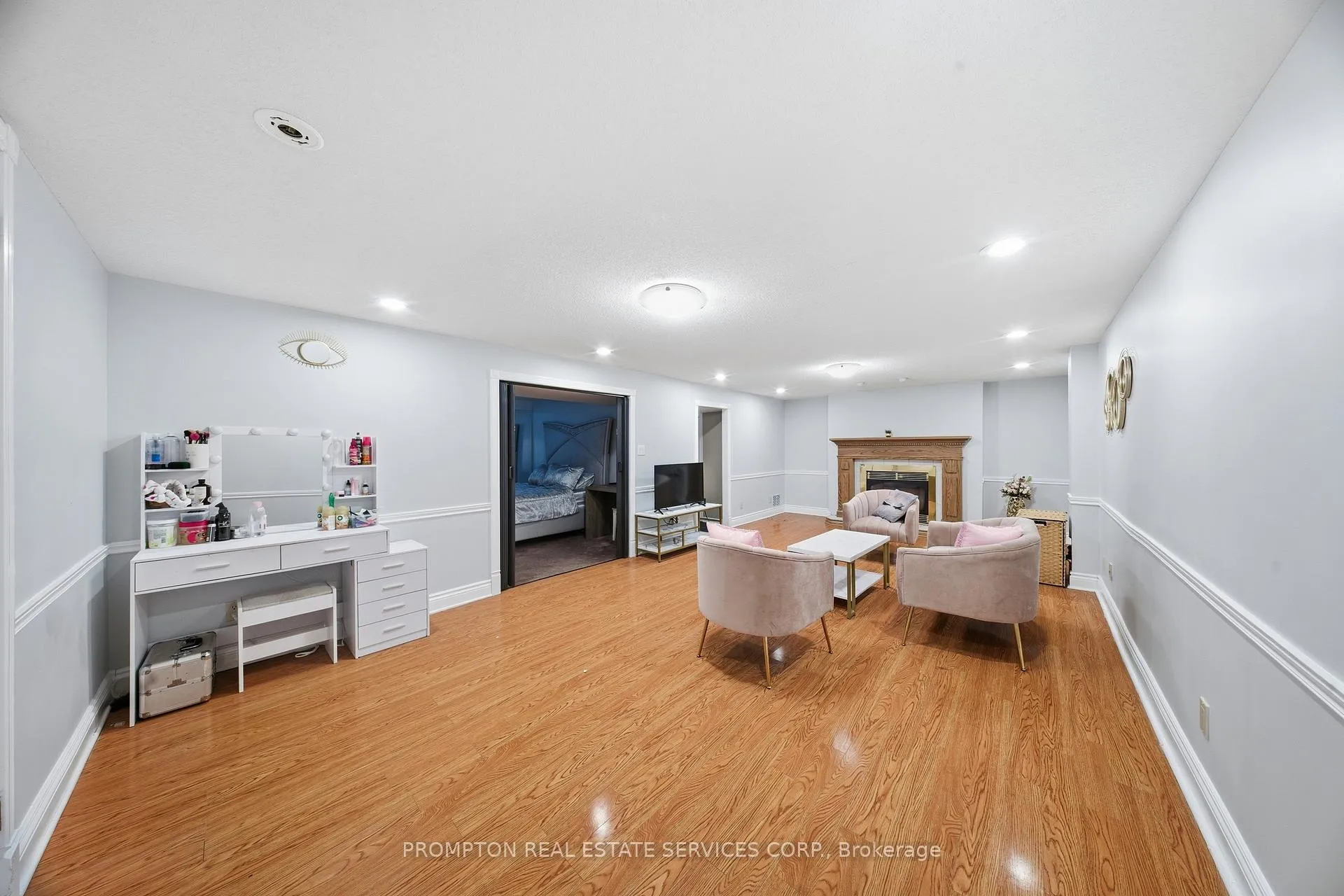 Photo 4 of Unit Lower, 16 Fernwood Crescent, Hamilton, Hampton Heights — HOMEH
