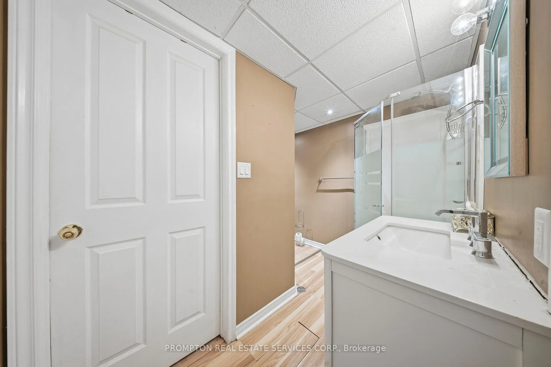 Photo 9 of Unit Lower, 16 Fernwood Crescent, Hamilton, Hampton Heights — HOMEH