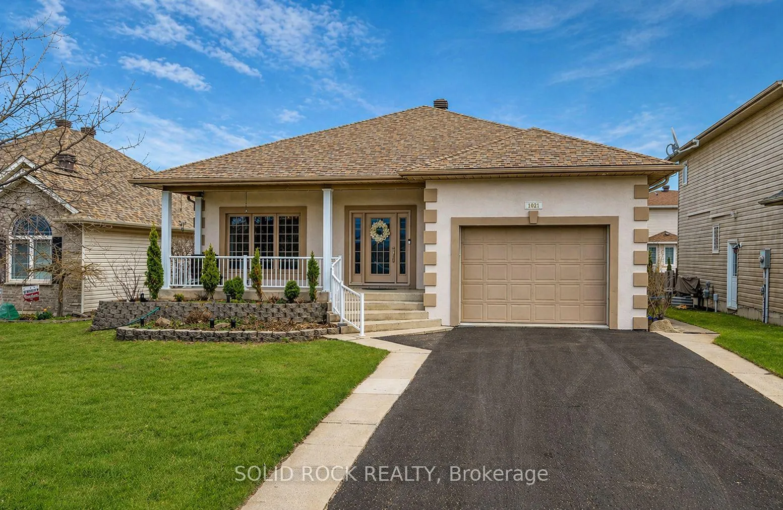 Front of 1021 Crestwood Drive