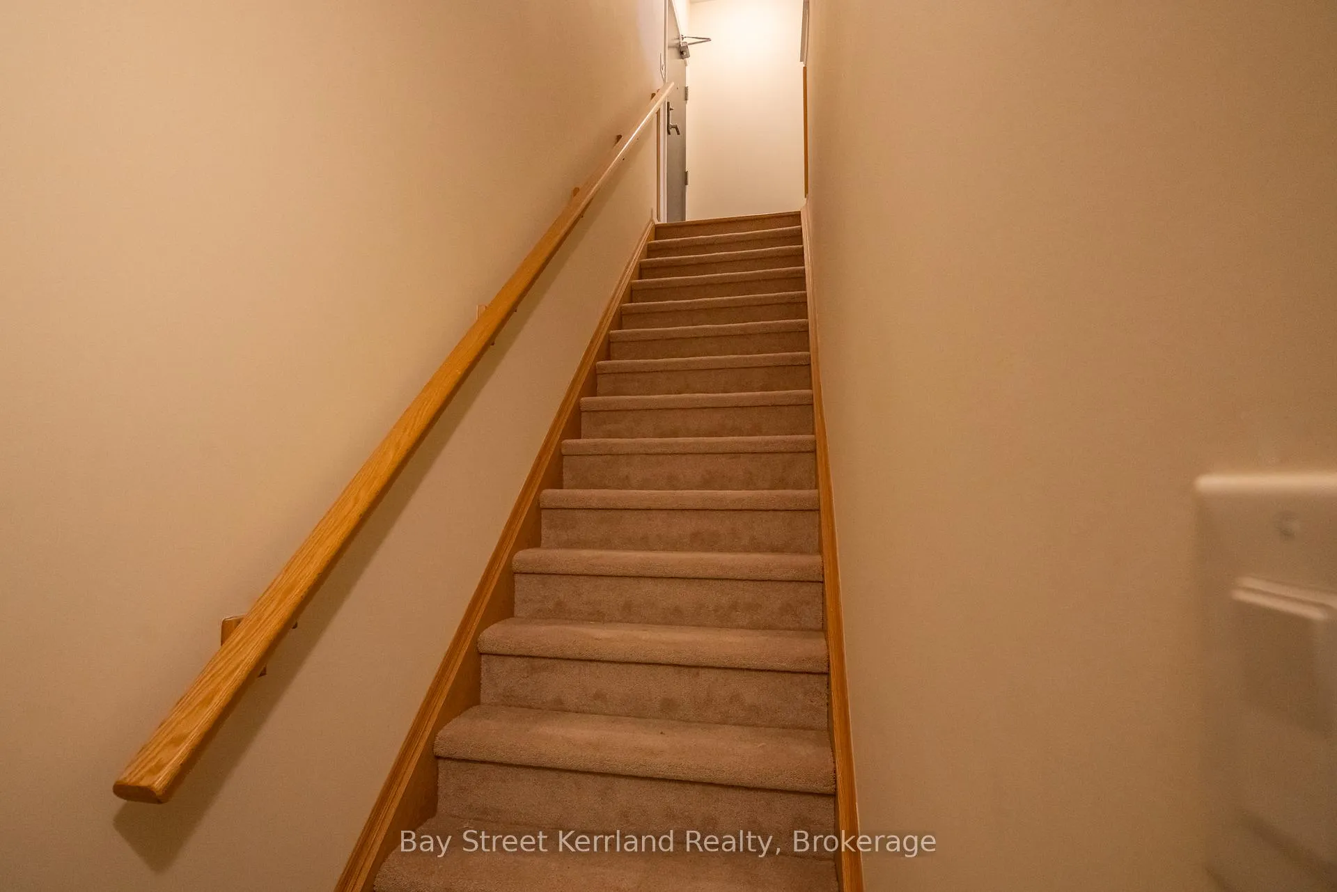 Photo 19 of Unit 201, 263 Georgian Drive, Oakville, River Oaks — HOMEH