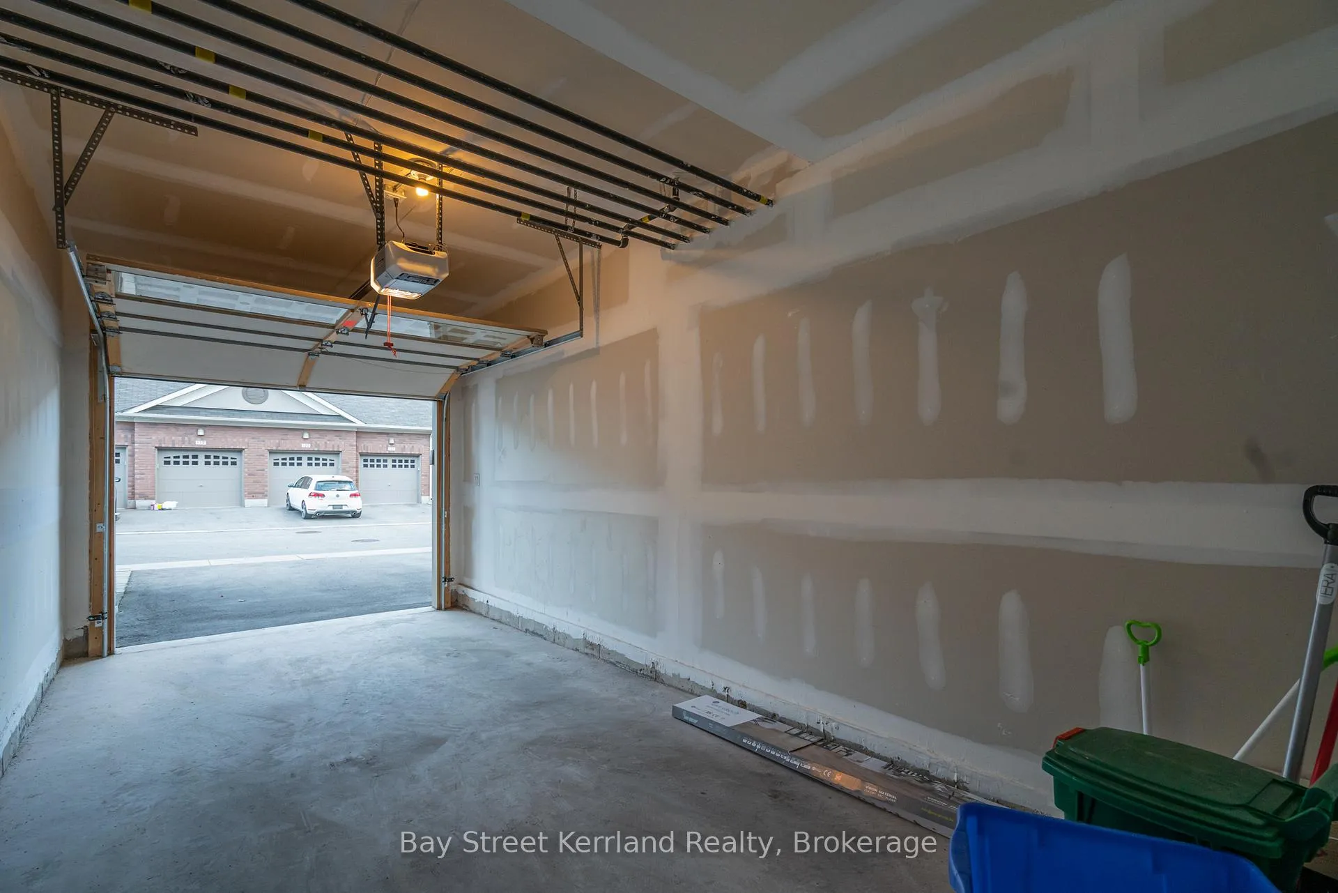Photo 22 of Unit 201, 263 Georgian Drive, Oakville, River Oaks — HOMEH