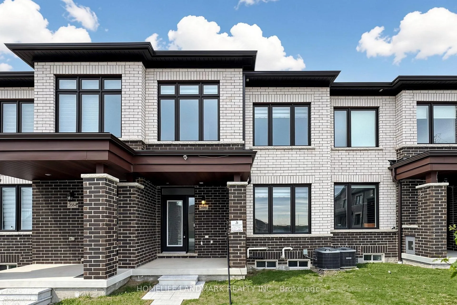 Front of 2686 Delphinium Trail
