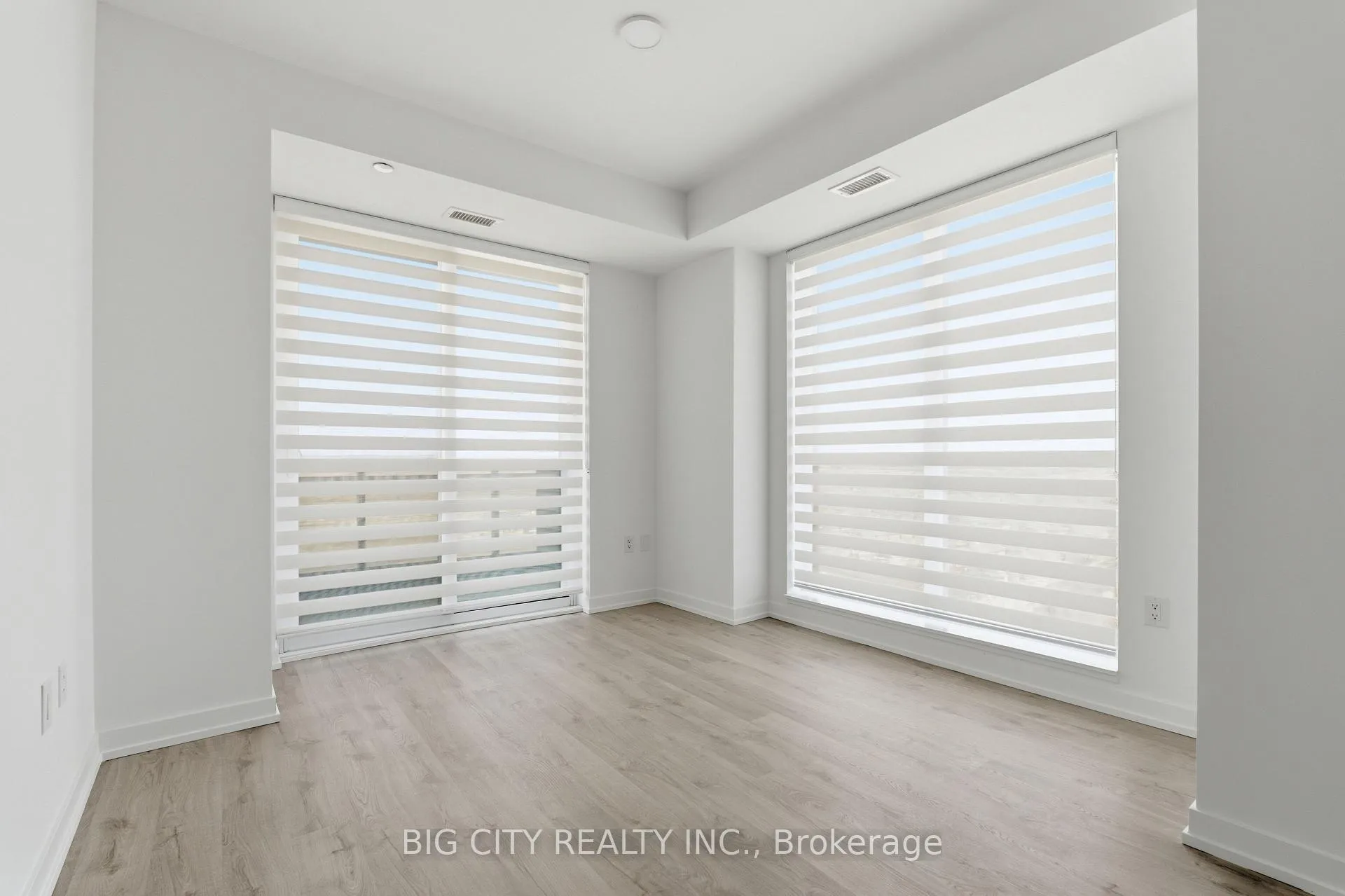 Photo 3 of Unit 2303, 9751 Markham Road, Markham, Greensborough — HOMEH