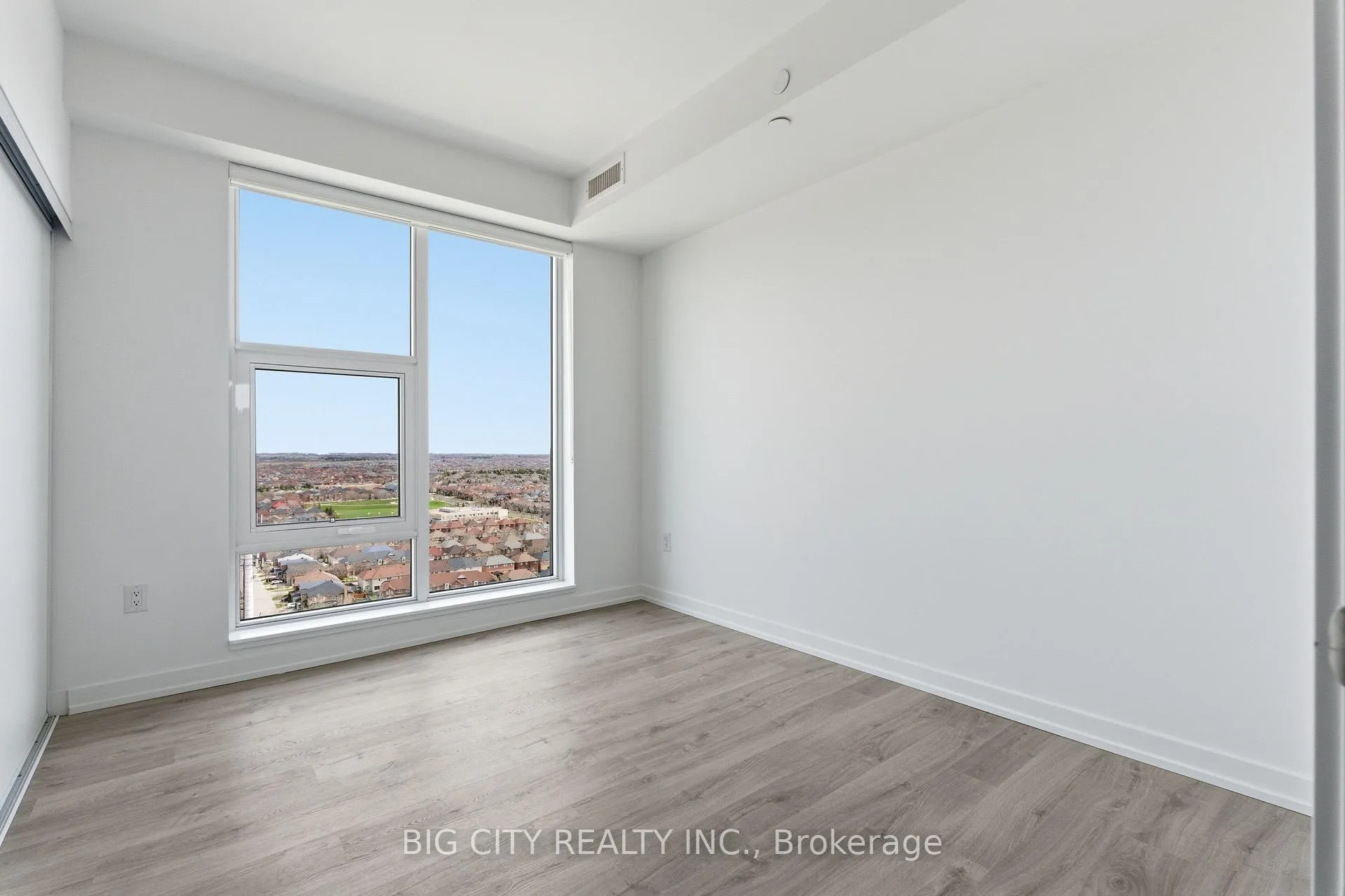 Photo 10 of Unit 2303, 9751 Markham Road, Markham, Greensborough — HOMEH