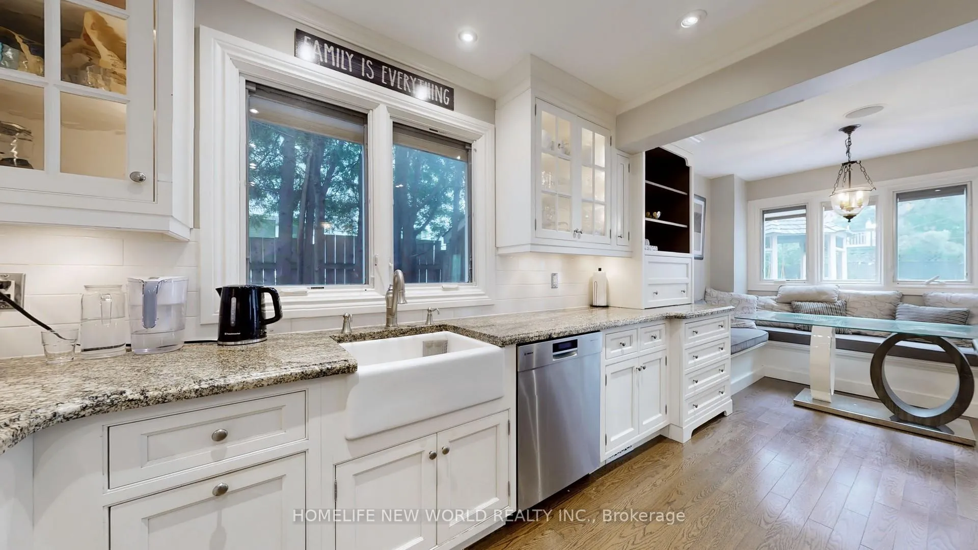 Photo 13 of 33 Beatty Crescent, Aurora, Aurora Highlands — HOMEH