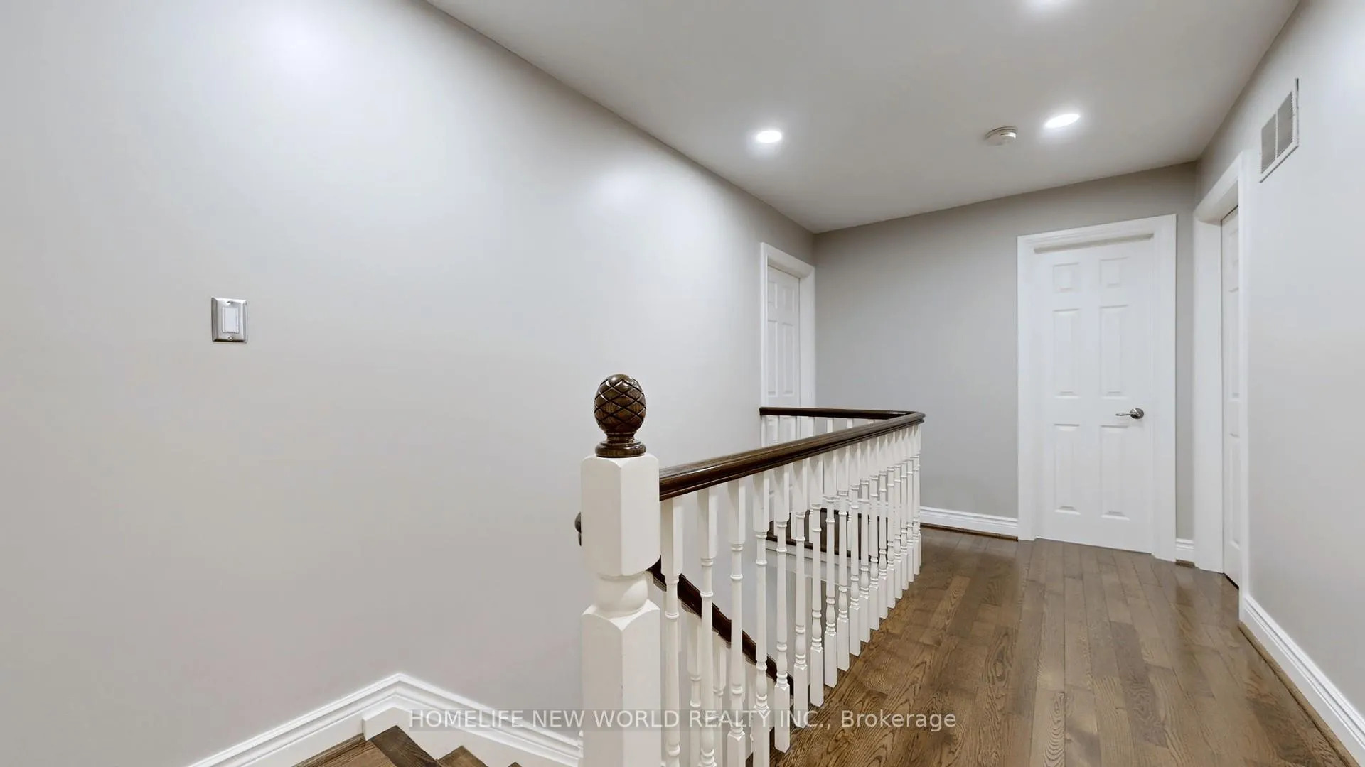 Photo 17 of 33 Beatty Crescent, Aurora, Aurora Highlands — HOMEH