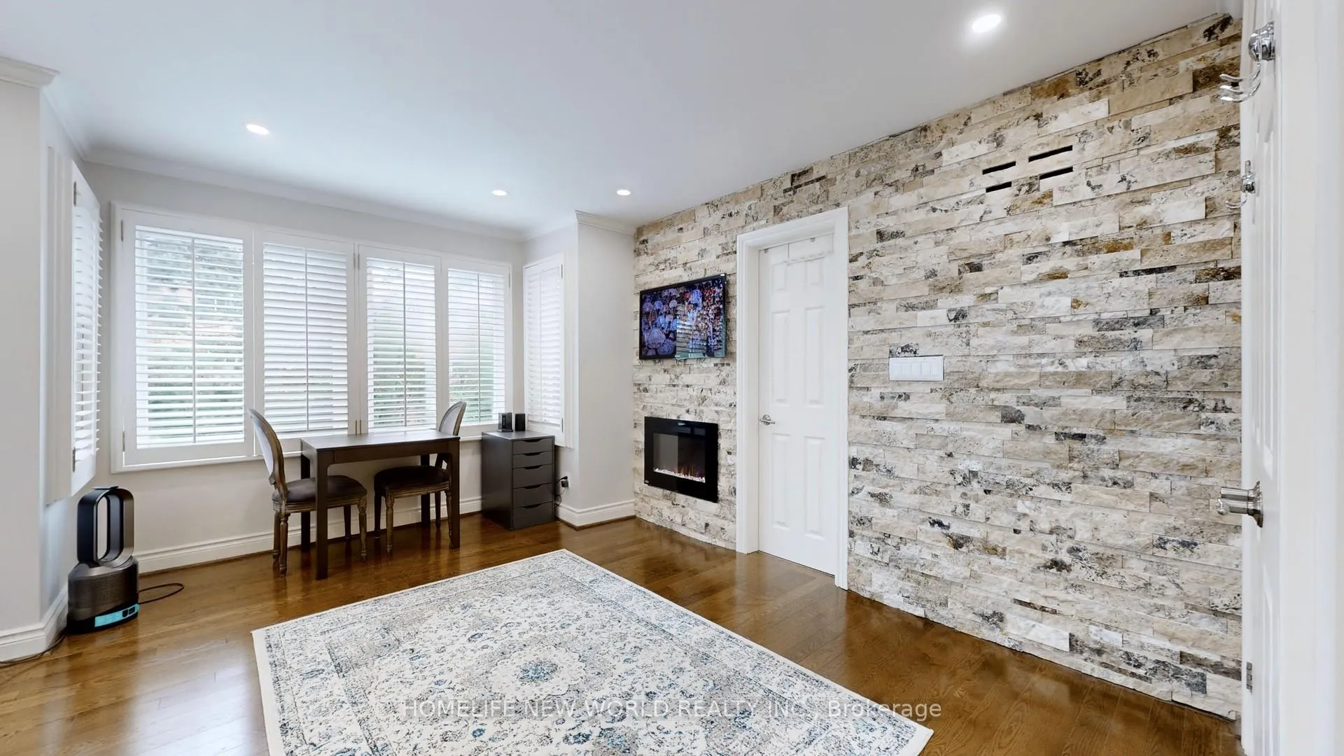Photo 20 of 33 Beatty Crescent, Aurora, Aurora Highlands — HOMEH
