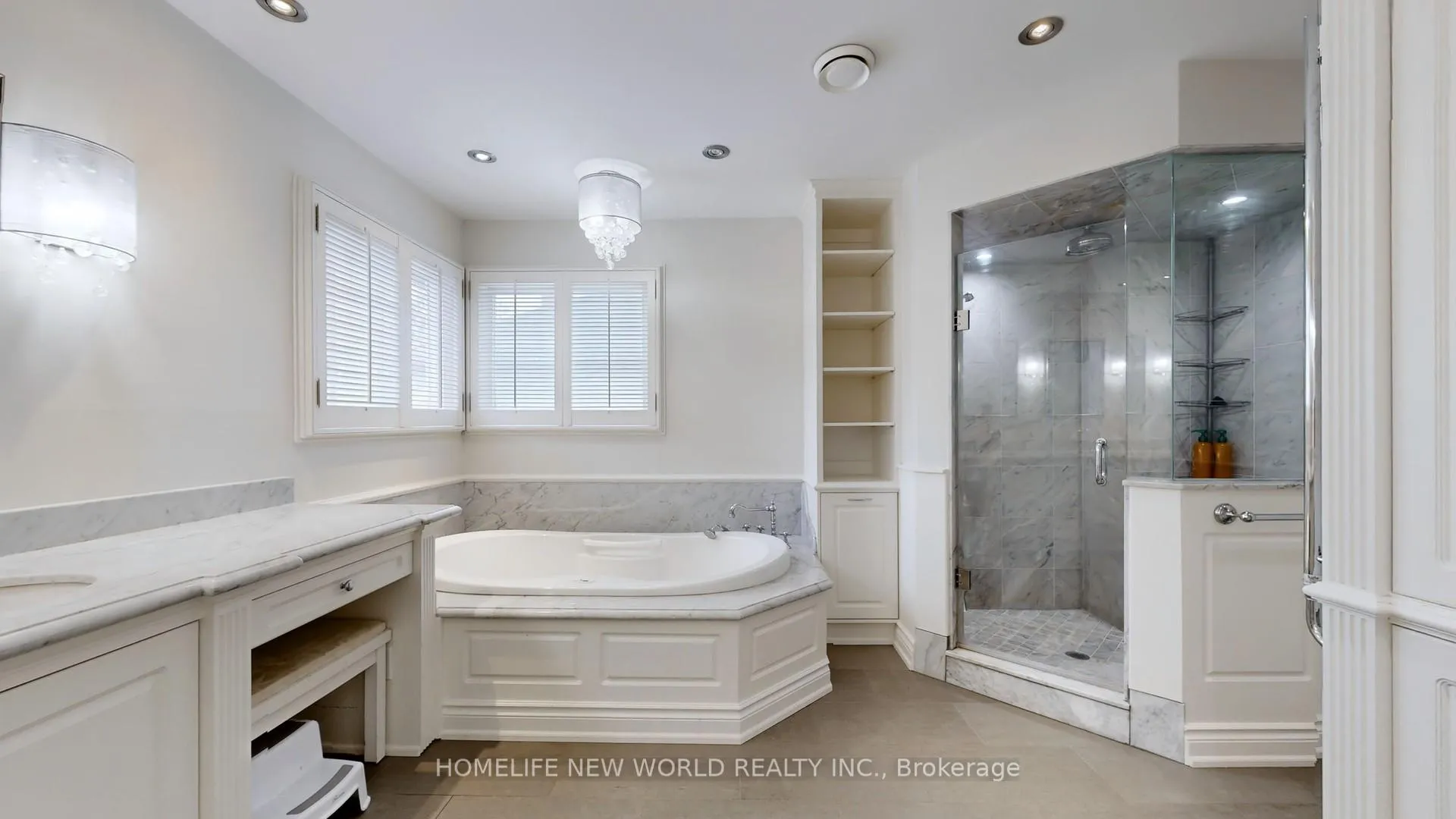 Photo 22 of 33 Beatty Crescent, Aurora, Aurora Highlands — HOMEH
