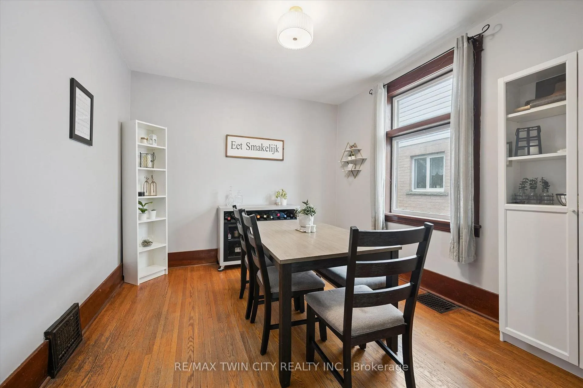 Photo 7 of 156 Norfolk Street, Stratford — HOMEH