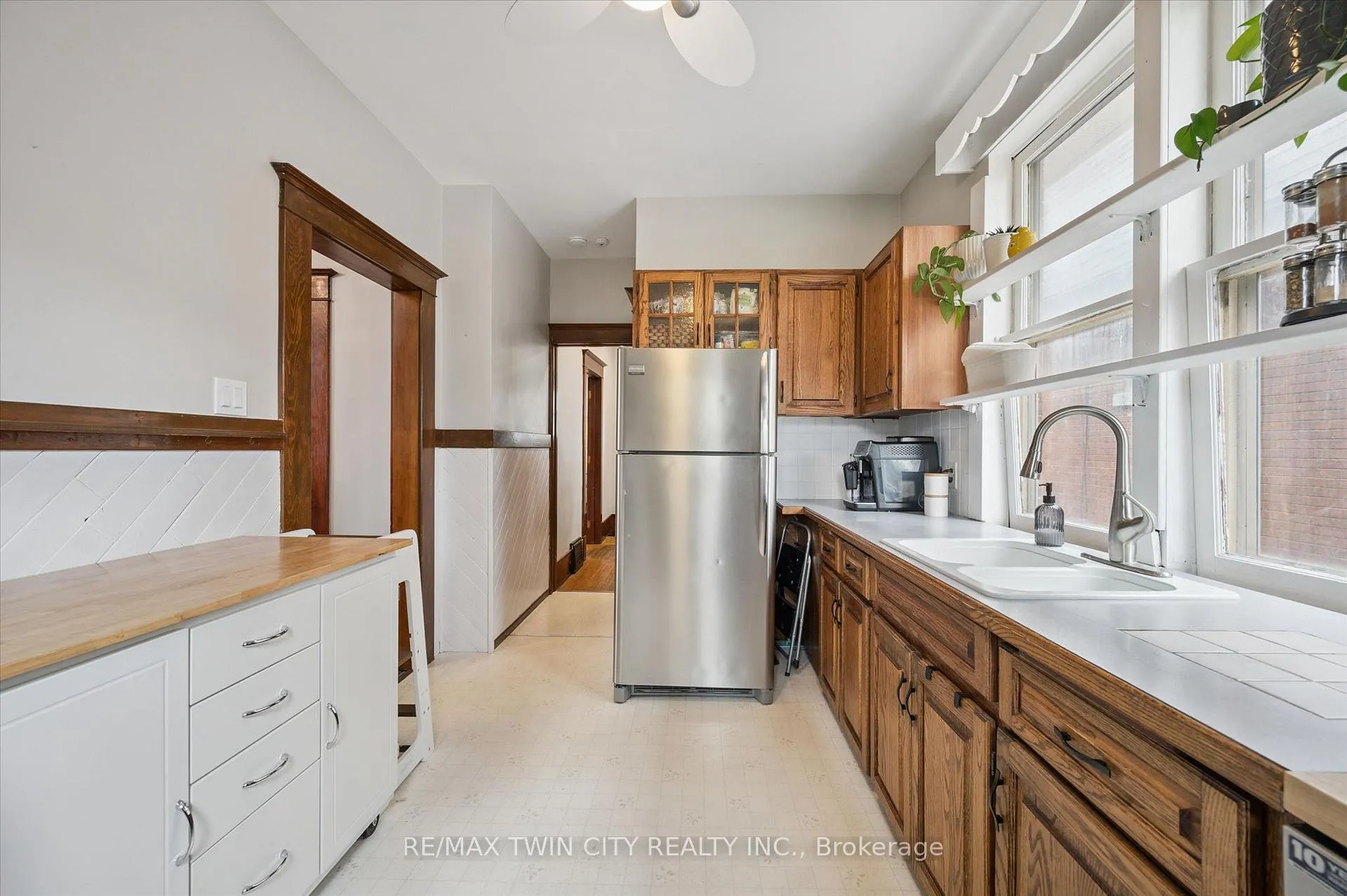 Photo 10 of 156 Norfolk Street, Stratford — HOMEH