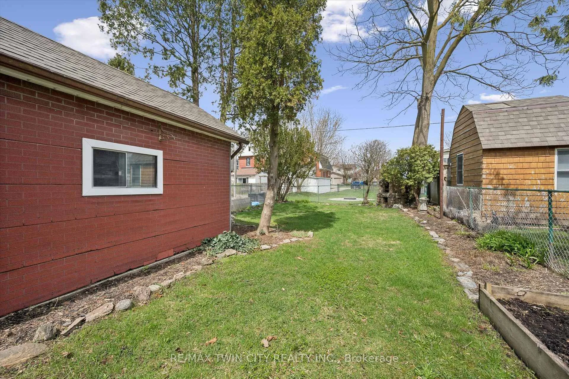 Photo 19 of 156 Norfolk Street, Stratford — HOMEH