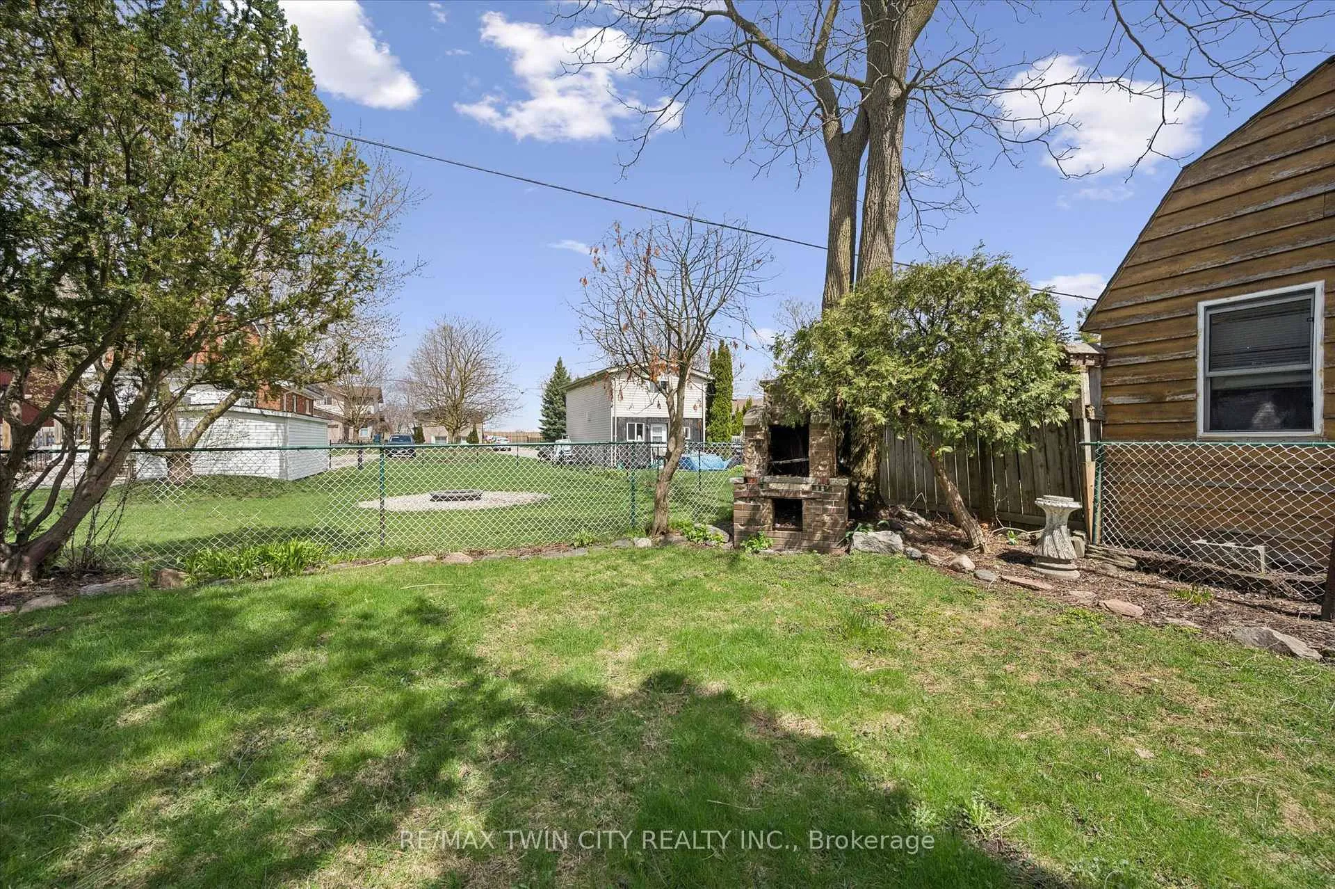 Photo 21 of 156 Norfolk Street, Stratford — HOMEH