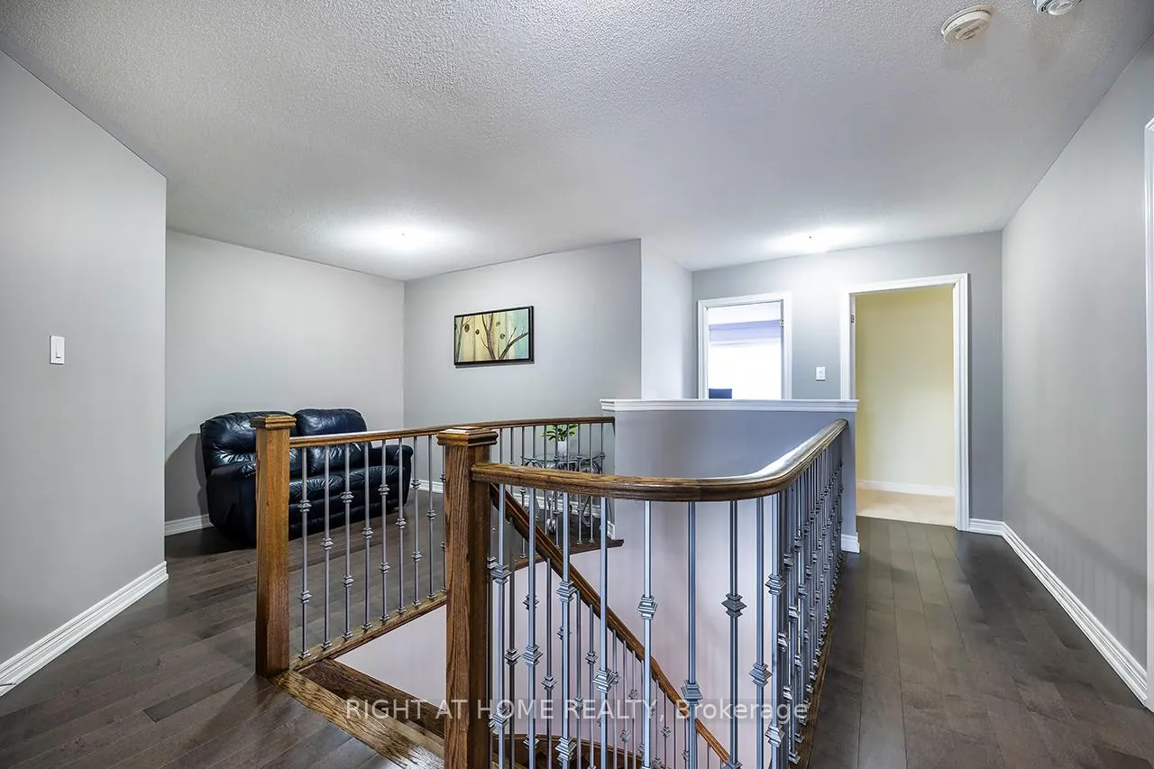 Photo 22 of 1663 Irvine Scott Street, Oshawa, Taunton — HOMEH
