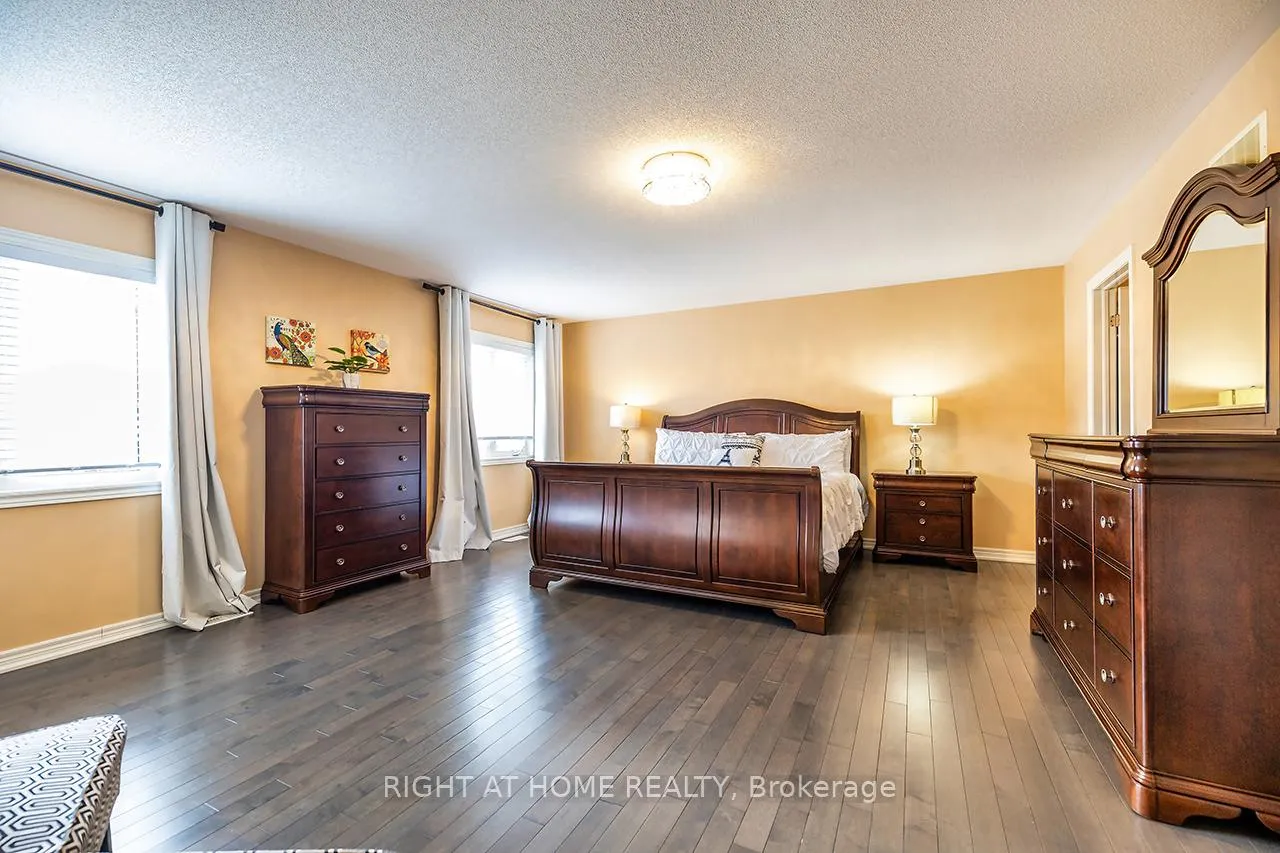 Photo 25 of 1663 Irvine Scott Street, Oshawa, Taunton — HOMEH