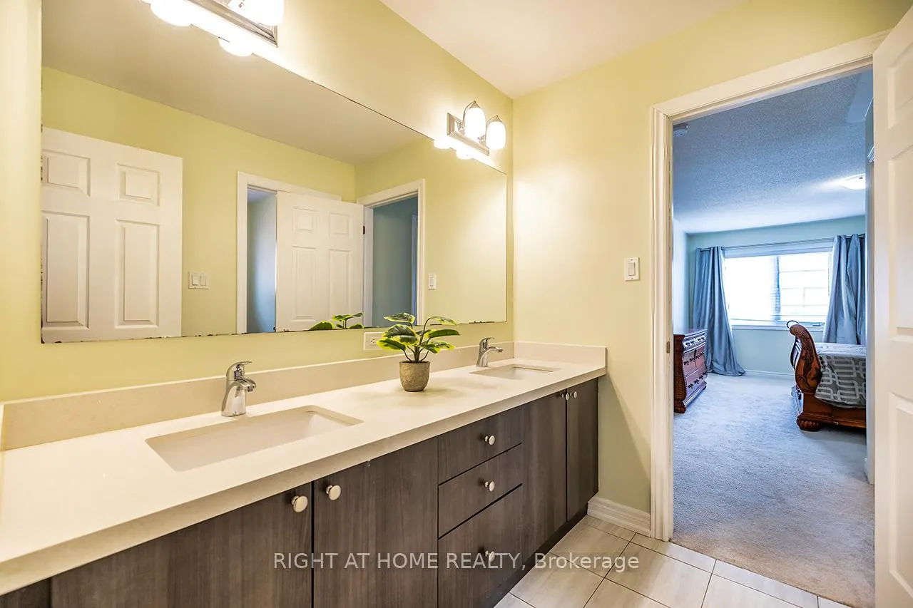 Photo 31 of 1663 Irvine Scott Street, Oshawa, Taunton — HOMEH