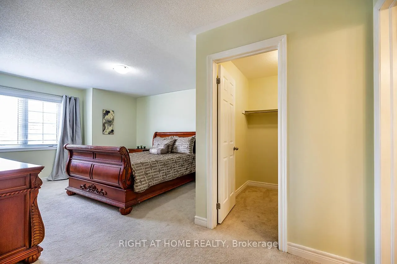 Photo 32 of 1663 Irvine Scott Street, Oshawa, Taunton — HOMEH