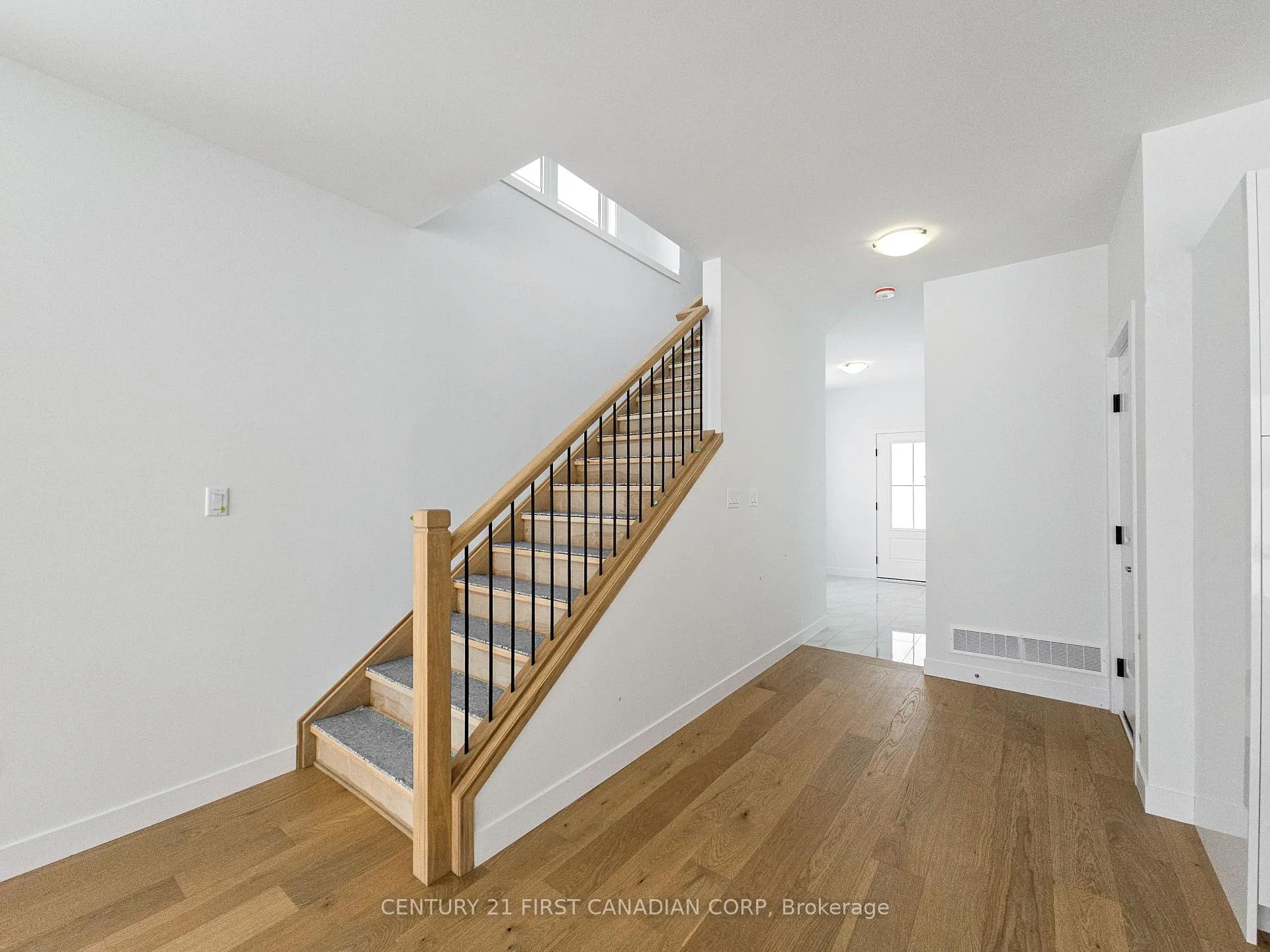 Photo 6 of 4237 Calhoun Way, London, South V — HOMEH