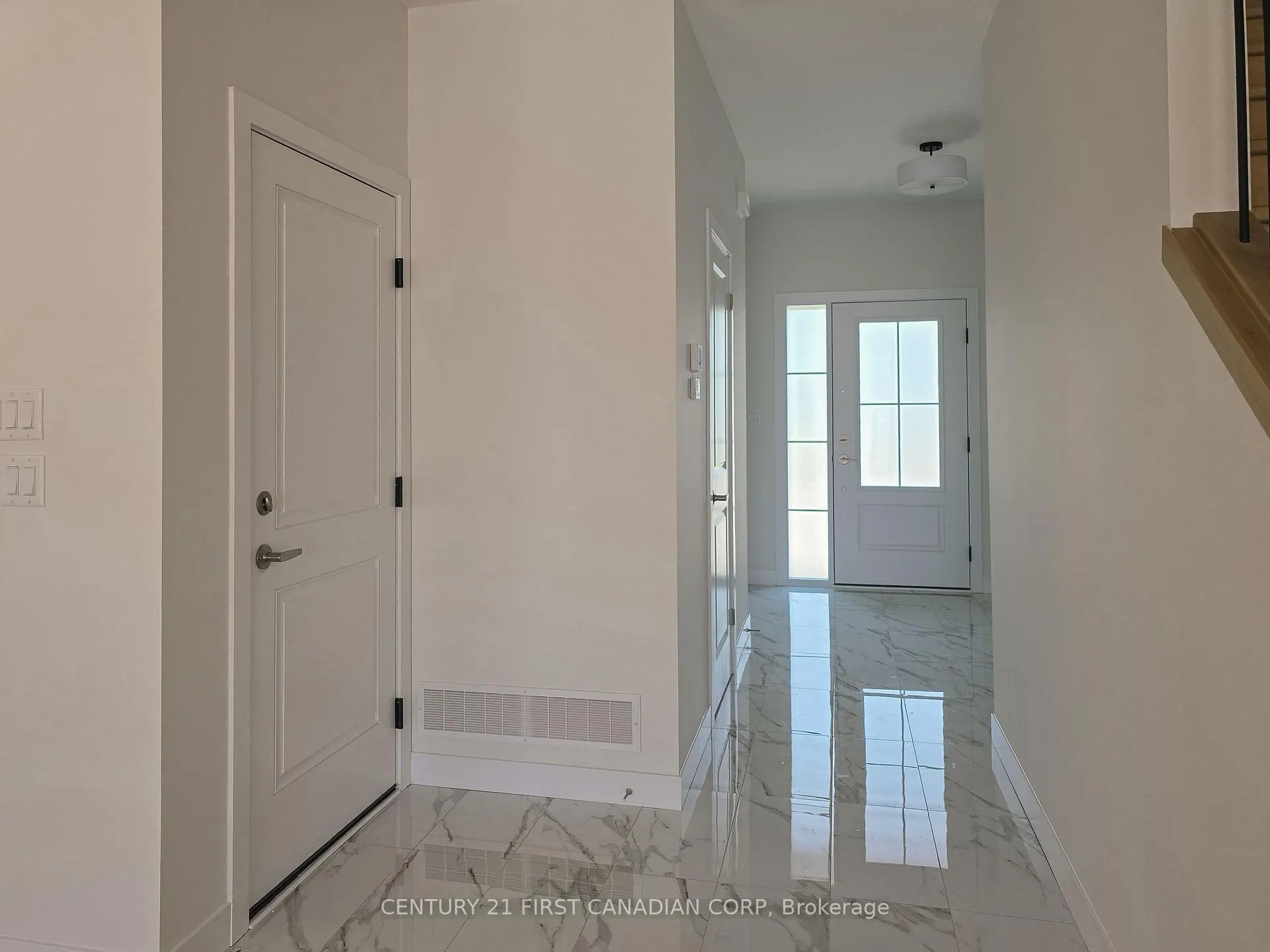 Photo 7 of 4213 Calhoun Way, London, South V — HOMEH