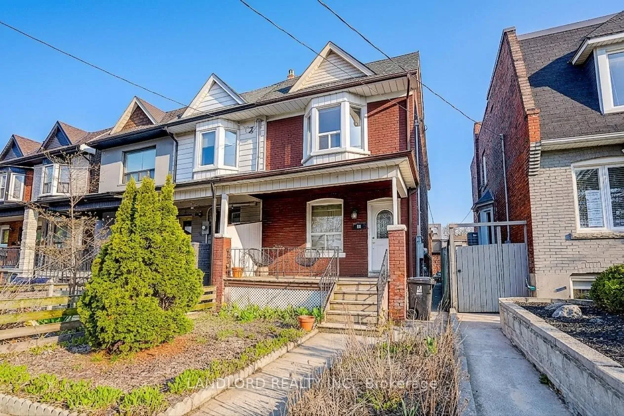 Front of Unit Lower, 96 Wiltshire Avenue