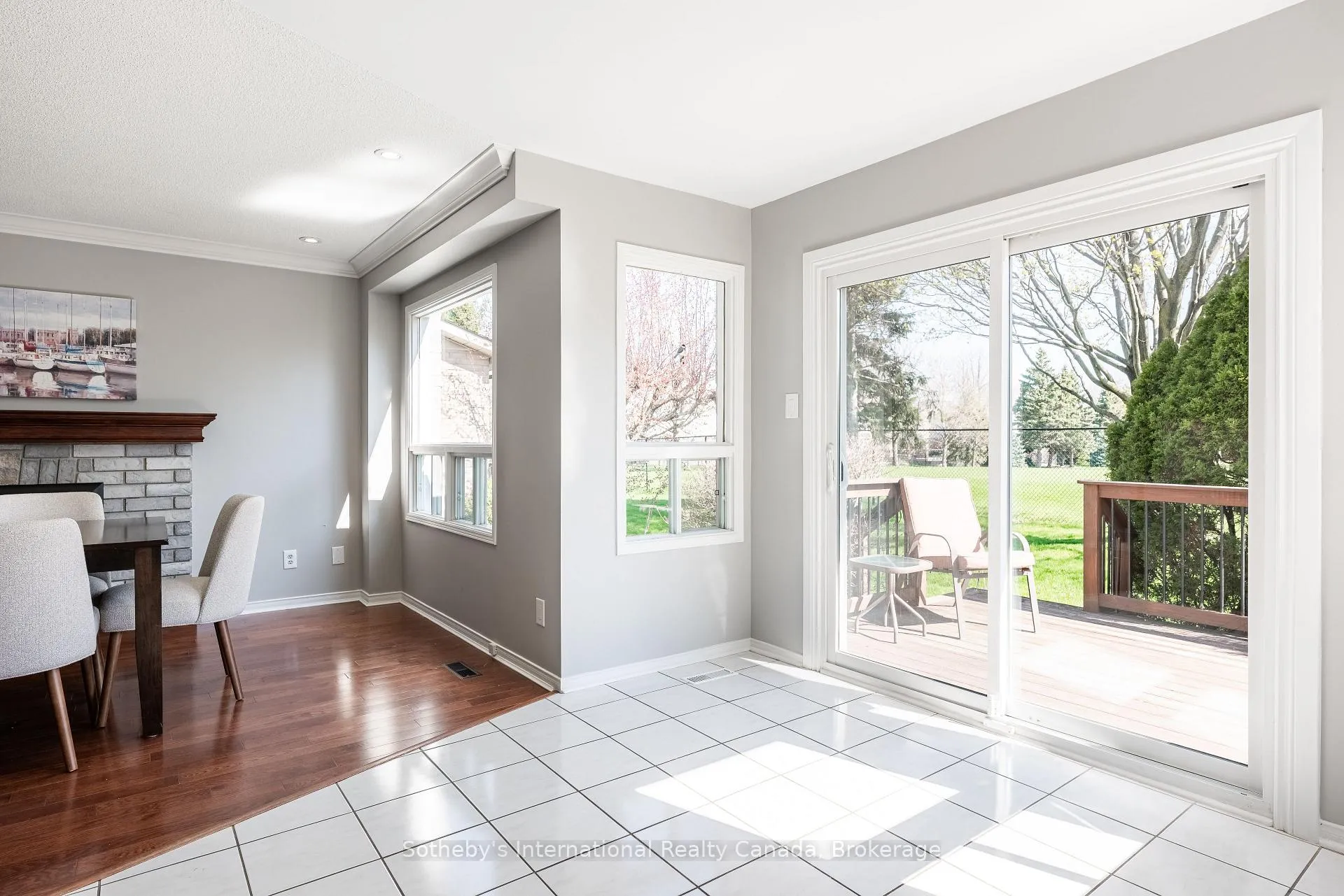Photo 15 of 2185 Vista Drive, Burlington, Headon — HOMEH