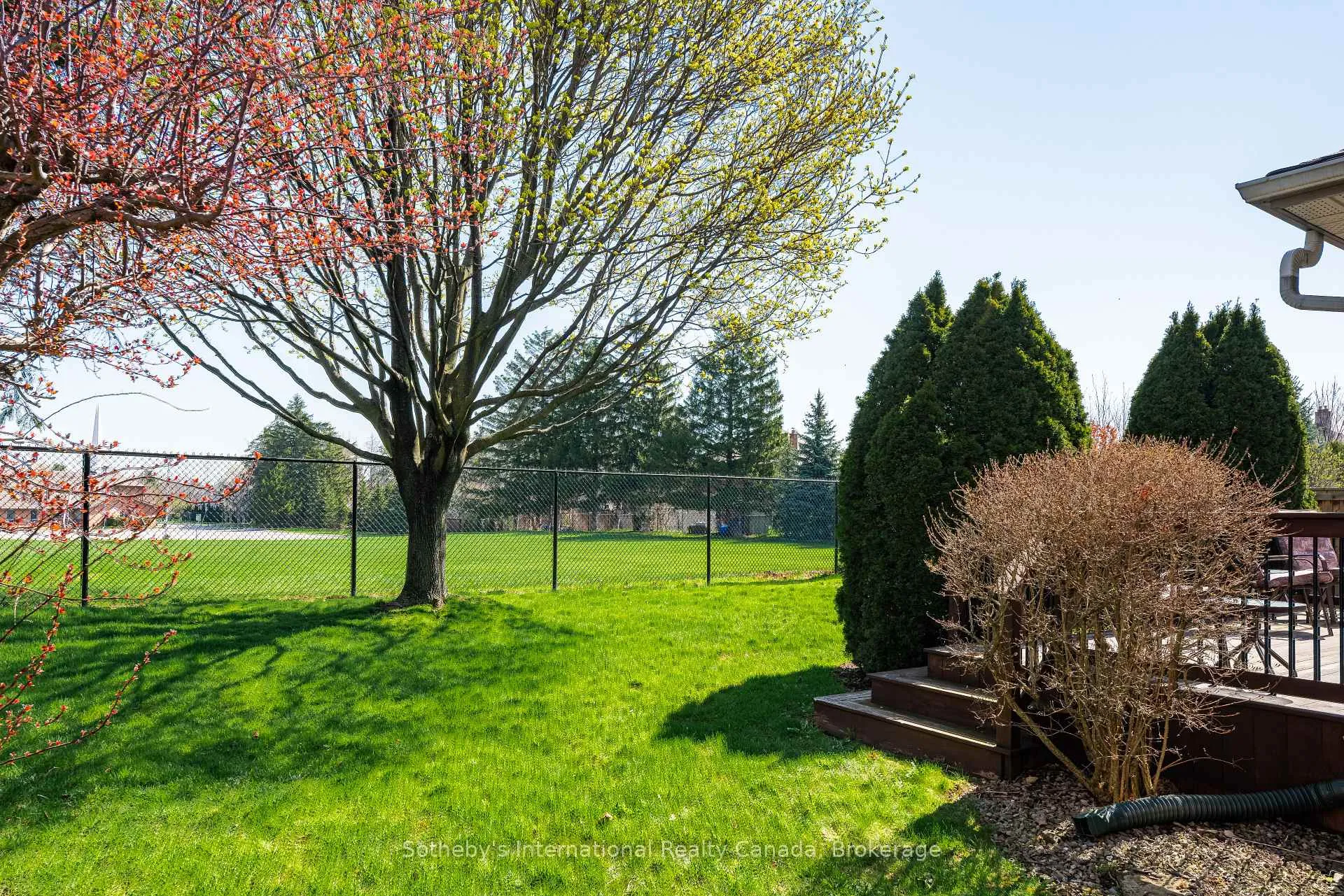 Photo 33 of 2185 Vista Drive, Burlington, Headon — HOMEH
